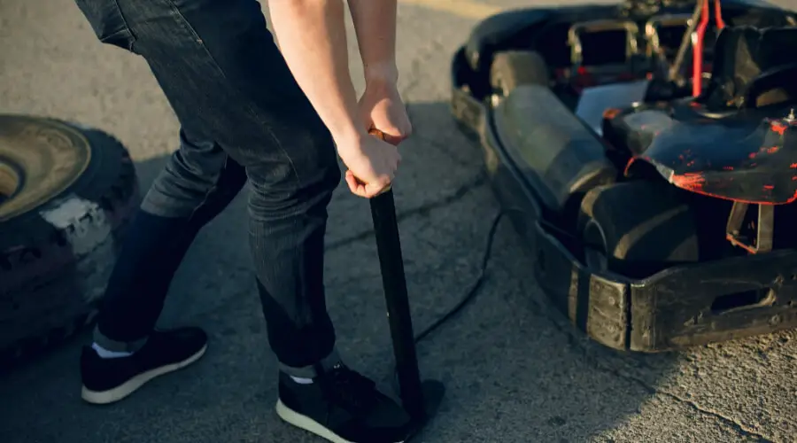  How To Inflate Your Car Tire Using A Tire Pump