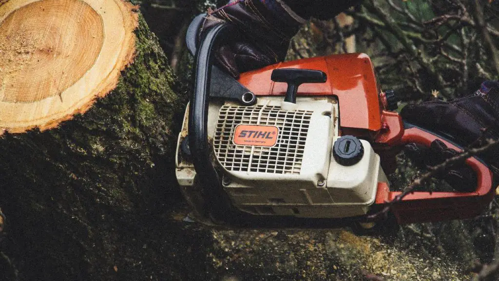Installing A Chainsaw Engine
